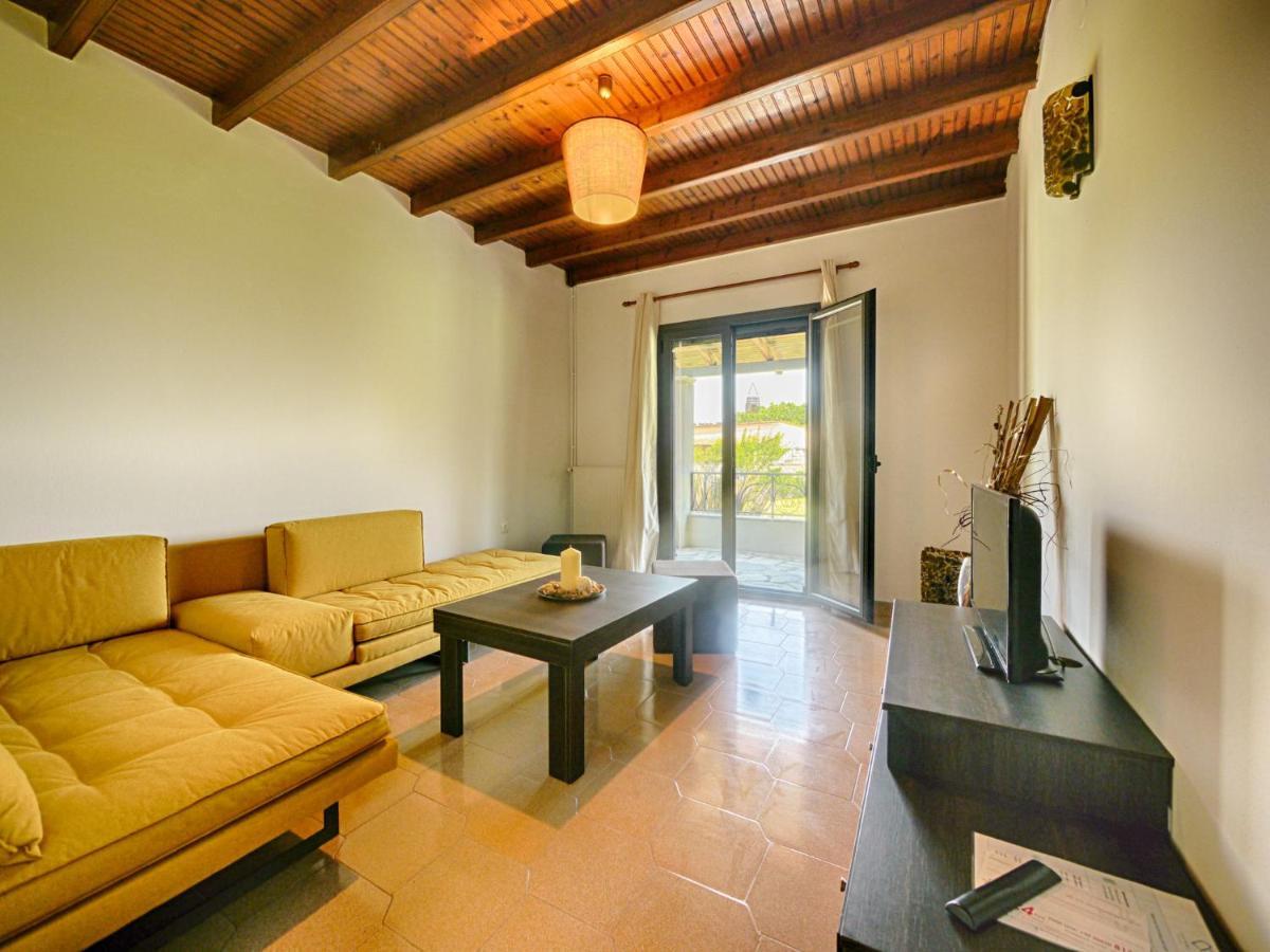 Cozy Family Friendly Apartment With Large Garden Close To Beaches - Dirella Κυνοπιάστες Εξωτερικό φωτογραφία
