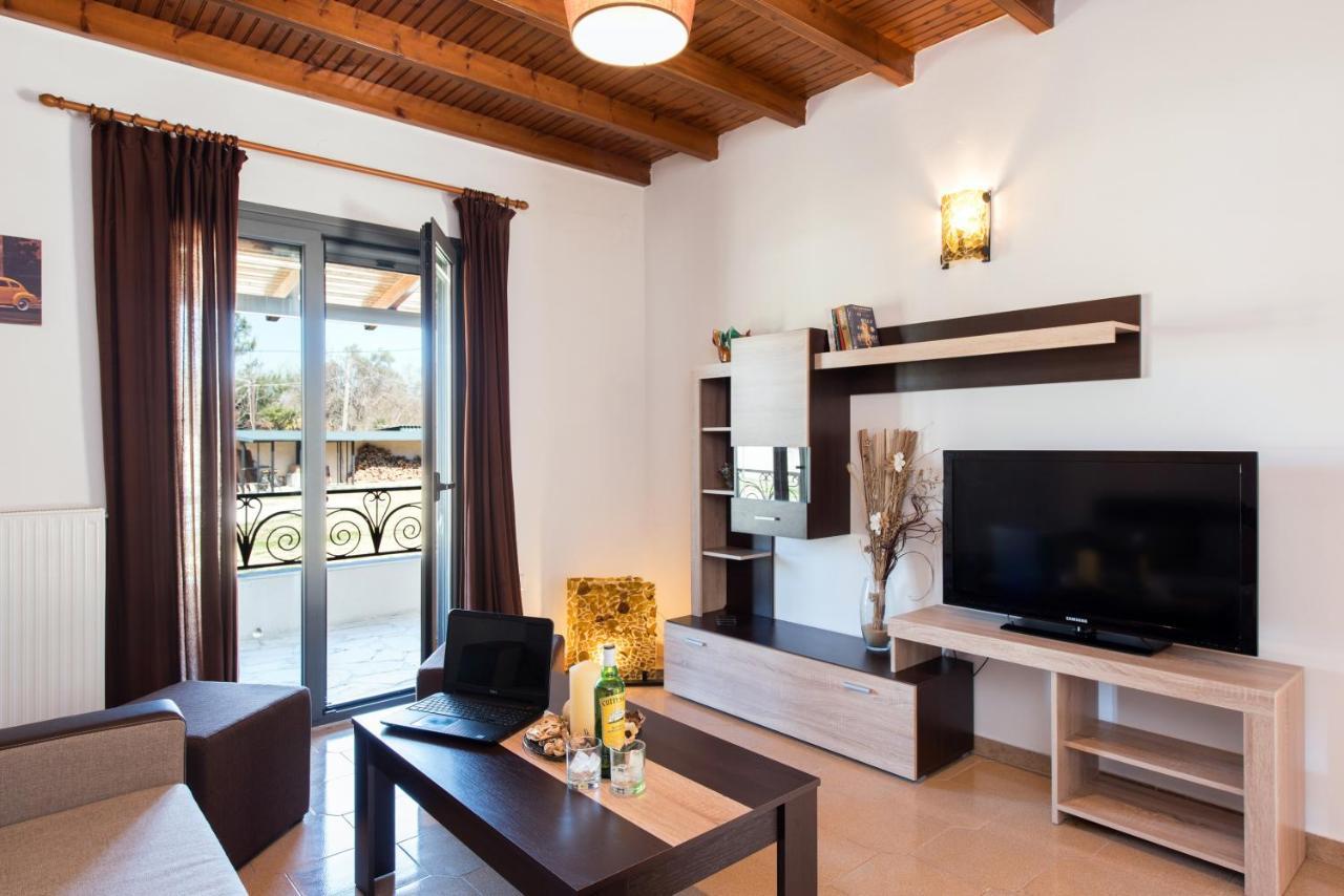 Cozy Family Friendly Apartment With Large Garden Close To Beaches - Dirella Κυνοπιάστες Εξωτερικό φωτογραφία